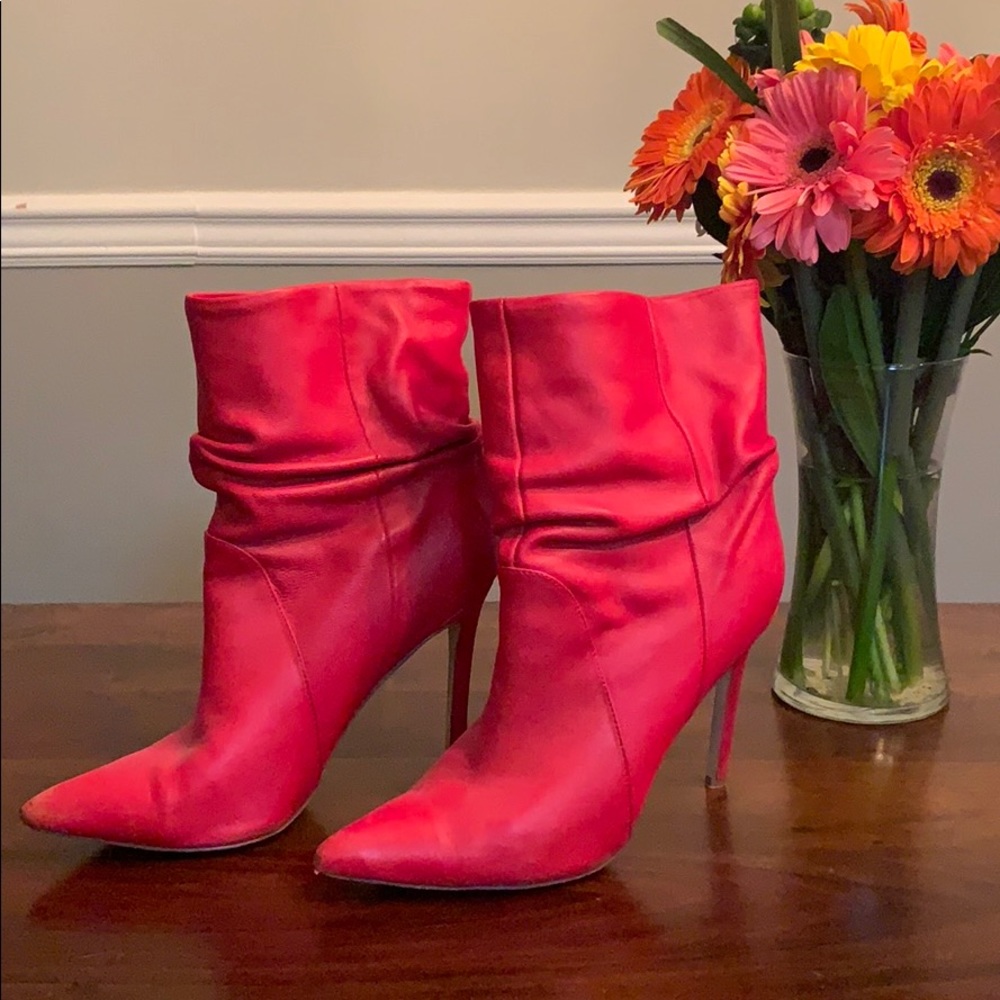 Steve Madden RED booties!